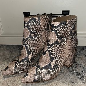 Vince Camuto Leather Chunky Heel